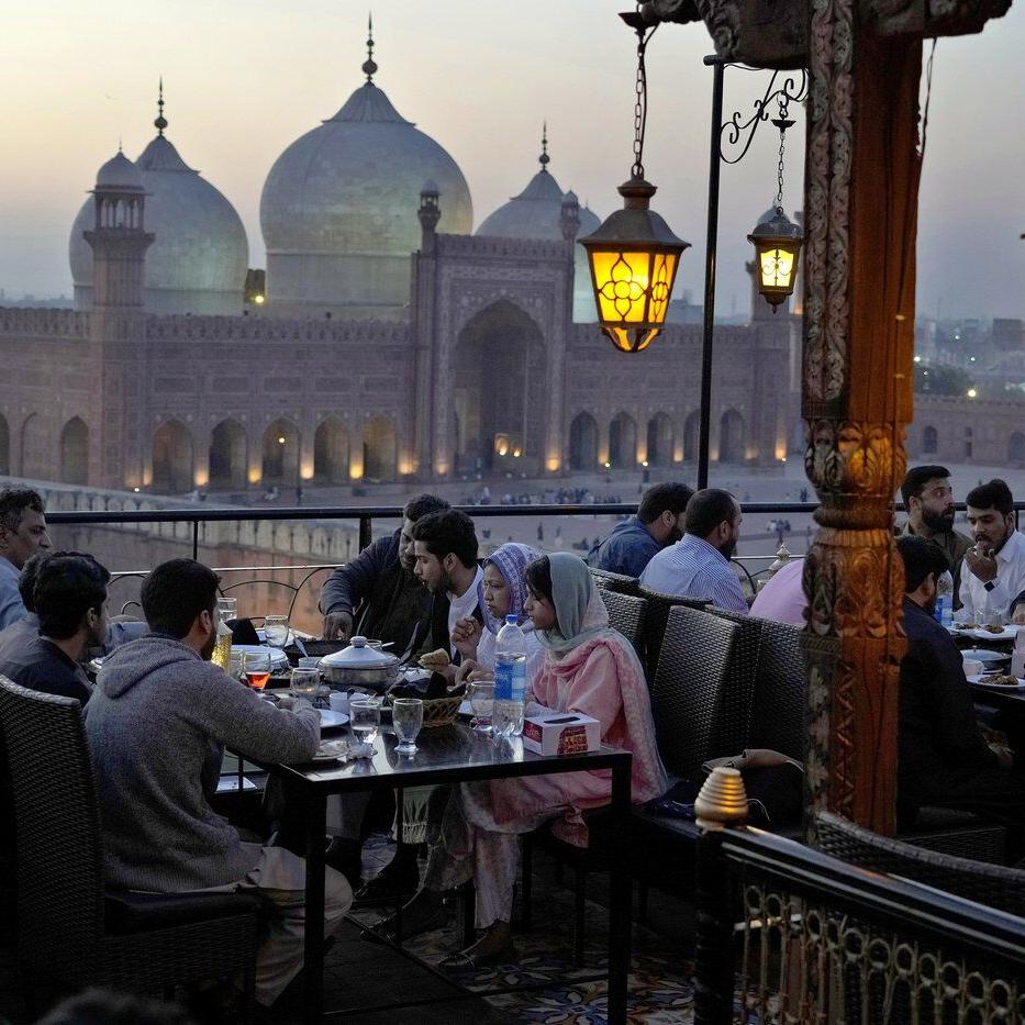How to practice healthy fasting during Ramadan